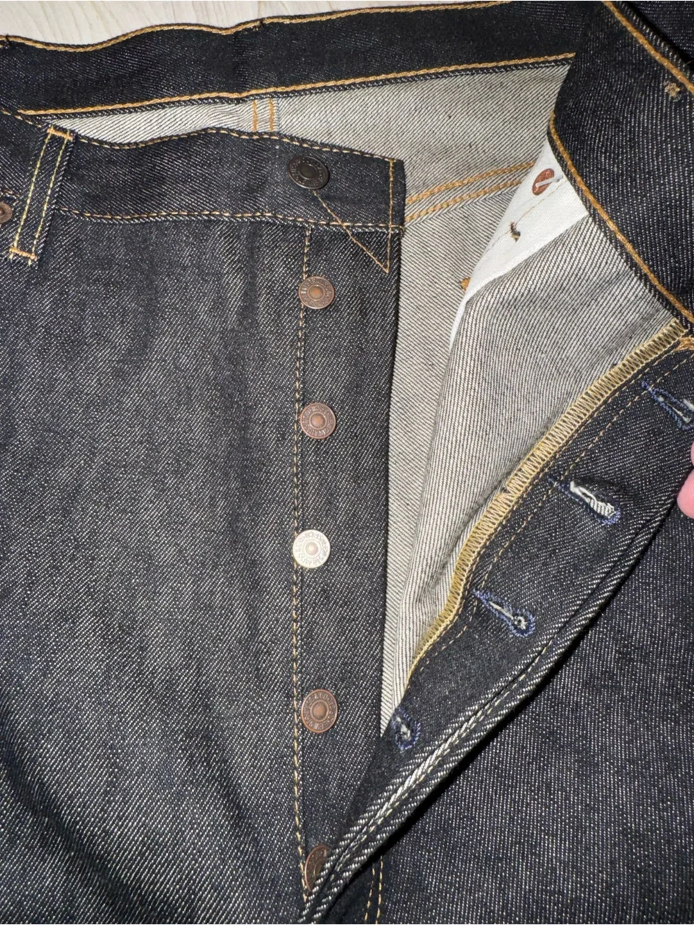 Levi's 501 Men's Jeans in Dark Indigo NWT 42X32.